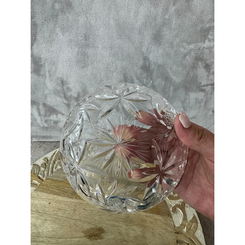 Vintage Cut Glass Starburst Pinwheel Scalloped Round Candy Bowl 5.5 Inch Clear